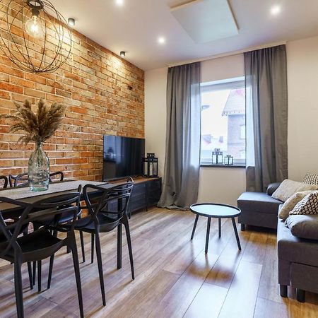 Loftowy Apartament W Sercu Slaska Ruda Slaska Dış mekan fotoğraf